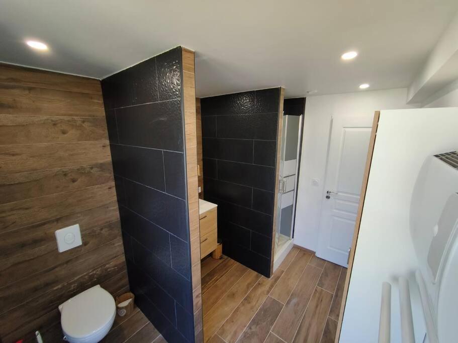 Appartement Cocooning Entierement Renove 莱桑格勒 外观 照片