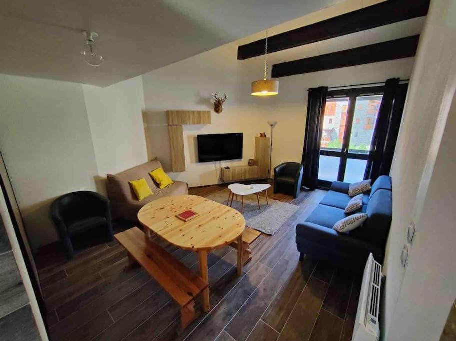 Appartement Cocooning Entierement Renove 莱桑格勒 外观 照片